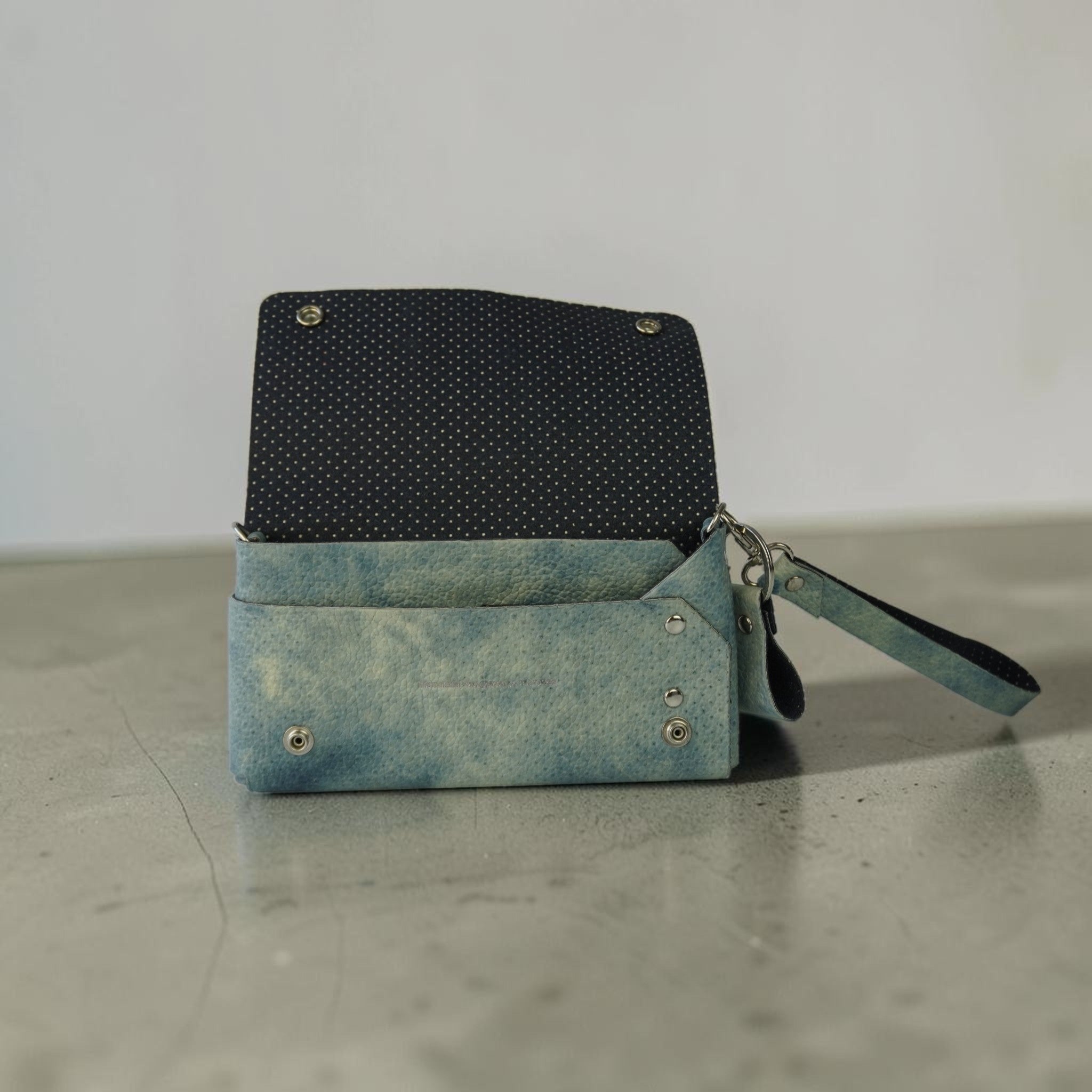 Fold Phone Wallet Espumante™
