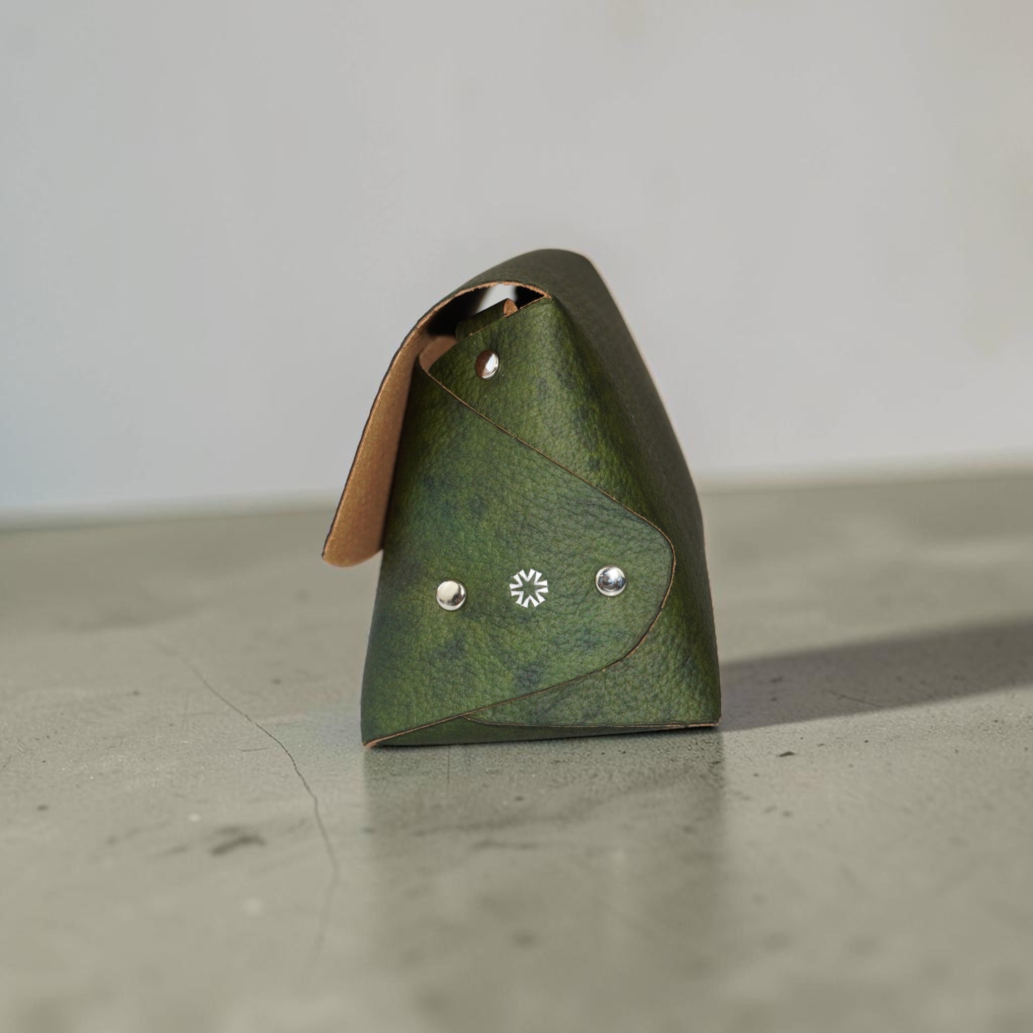 Fold Pyramid Bag