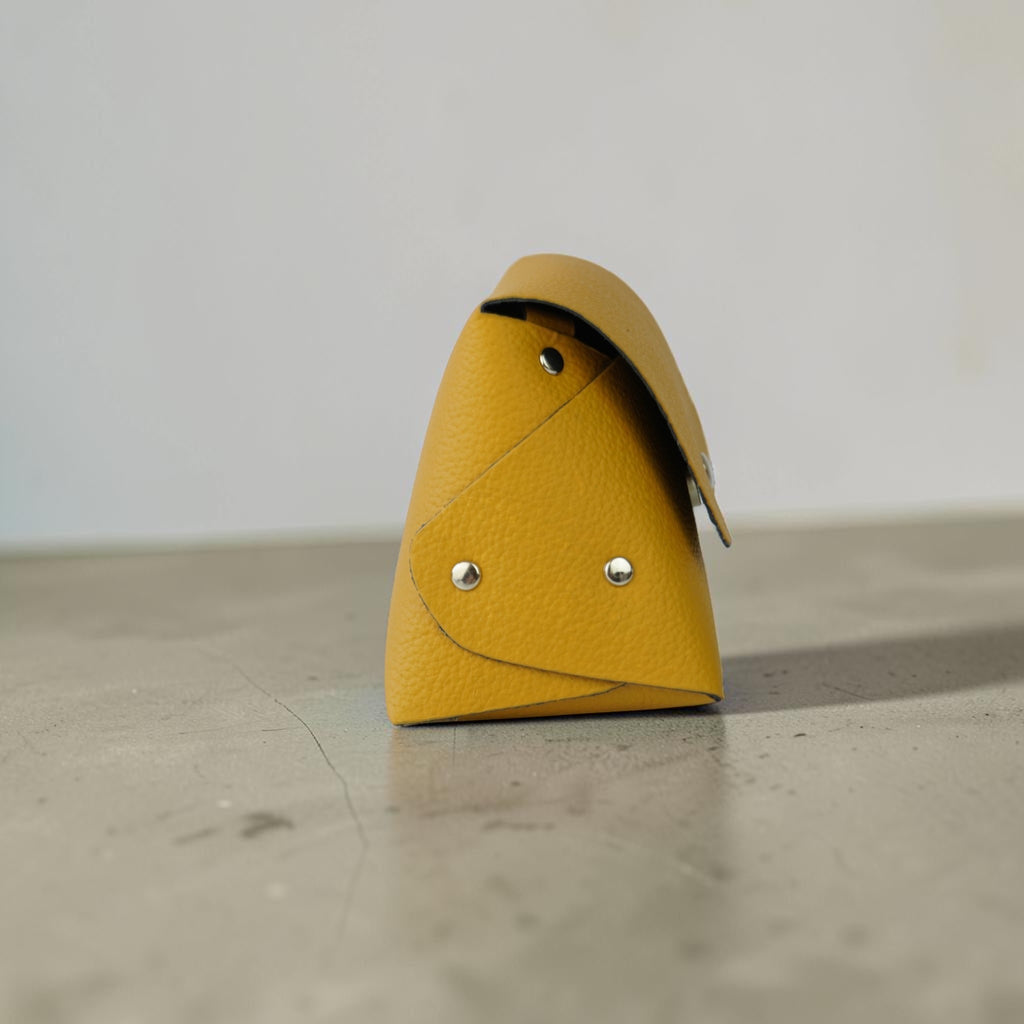 Fold Pyramid Bag