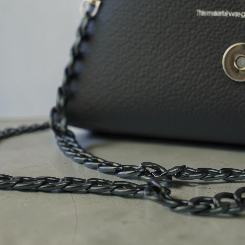 Fold Pyramid Bag